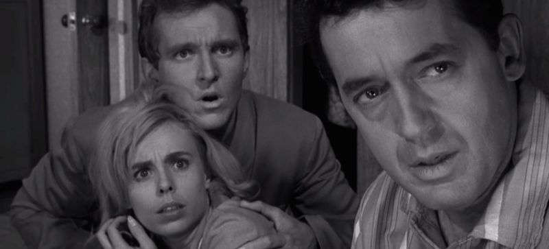 Illustration for article titled How to Watch Every Episode From Syfy's Twilight Zone New Years' Marathon